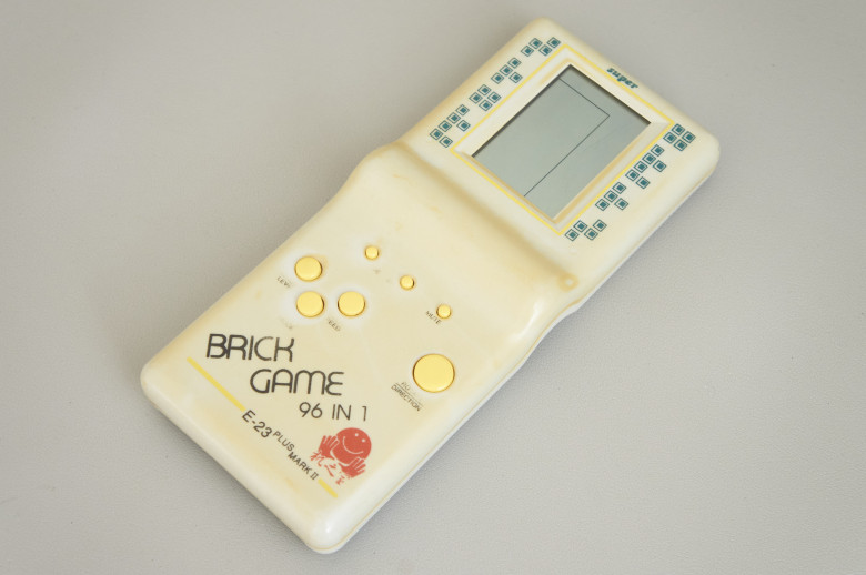 Super Brick Game E-23 PLUS MARK II 96 IN 1